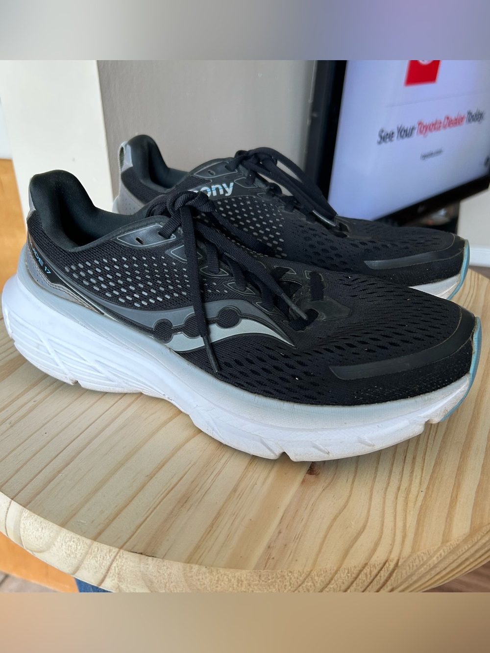 Saucony Guide Black Size 10.5 Women’s Shoes